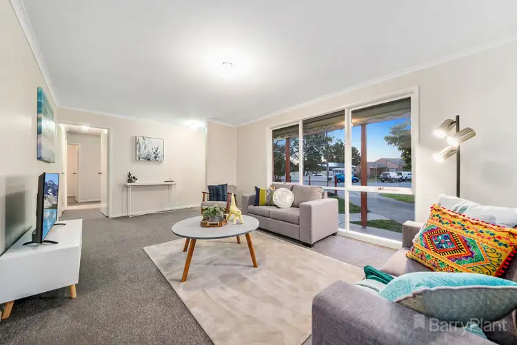 Fifth view of Homely house listing, 6 Gibb Court, Pakenham VIC 3810