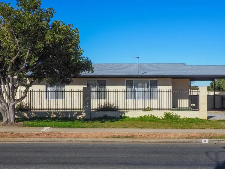 2/3 Ravendale Road, Port Lincoln SA 5606