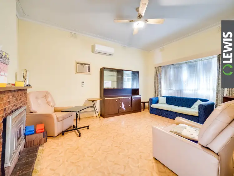 Fifth view of Homely house listing, 2 Caton Avenue, Coburg VIC 3058