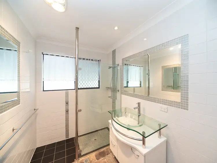 Fourth view of Homely semi-detached listing, 2/19 Mallard Avenue, Paradise Point QLD 4216