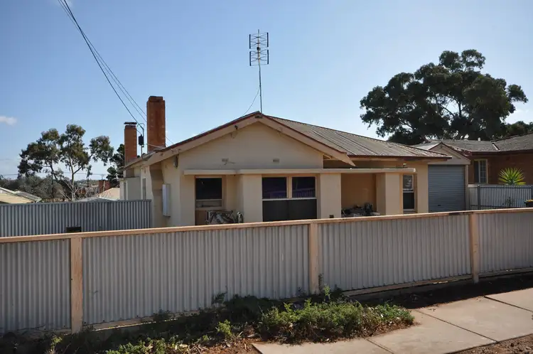 9 Wills Street, Port Augusta SA 5700