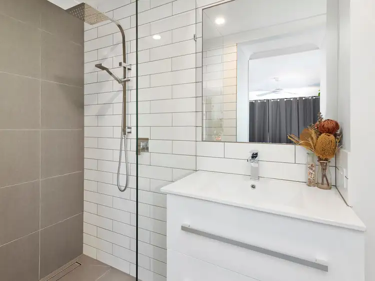 Sixth view of Homely townhouse listing, 6/181-183 Cypress Terrace, Palm Beach QLD 4221