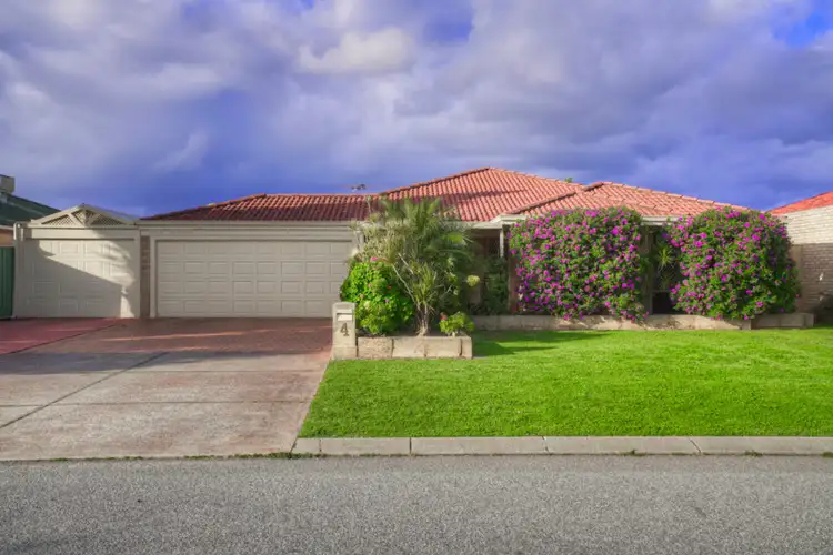 4 Ardmair Close, Seville Grove WA 6112