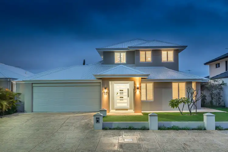 12 Hopewell Pass, Carramar WA 6031