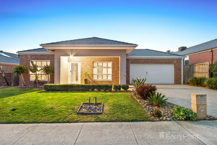 9 Grassland Crescent, Officer VIC 3809