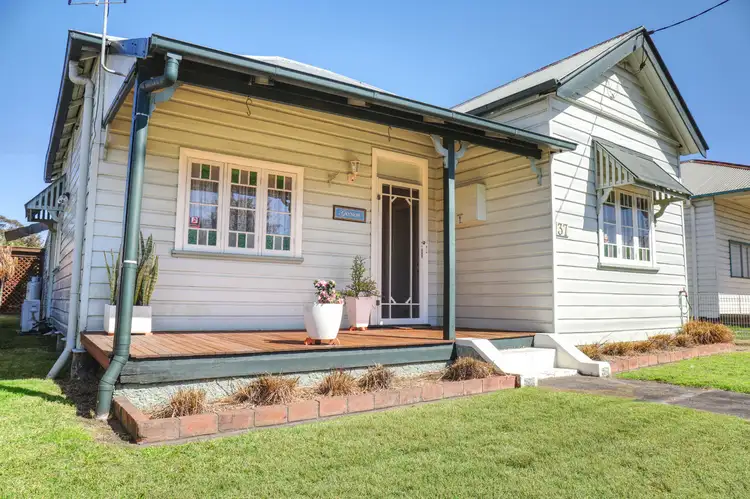 37 Allandale Road