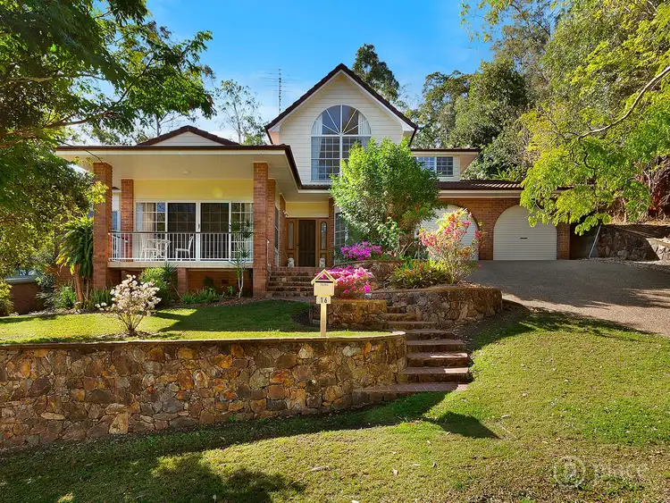 16 Wirra Street, Chapel Hill QLD 4069