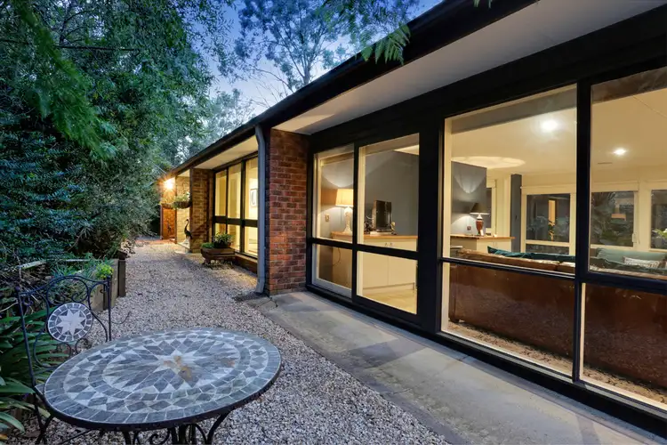 26 Lawsons Road, Emerald VIC 3782