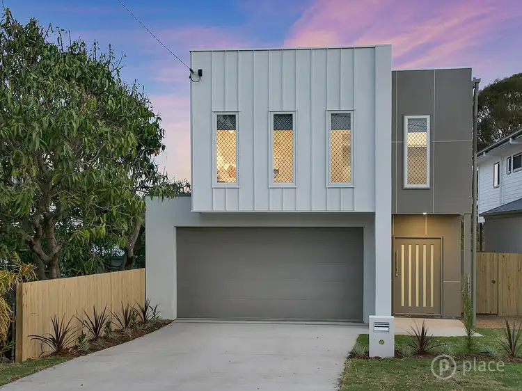 19 Irwin Tce, Oxley QLD 4075