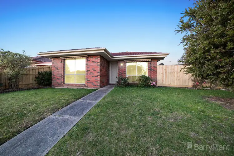 43 Maria Crescent, Pakenham VIC 3810