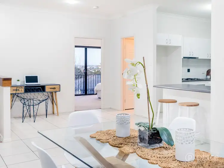 Third view of Homely house listing, 6 York Close, Oxley QLD 4075