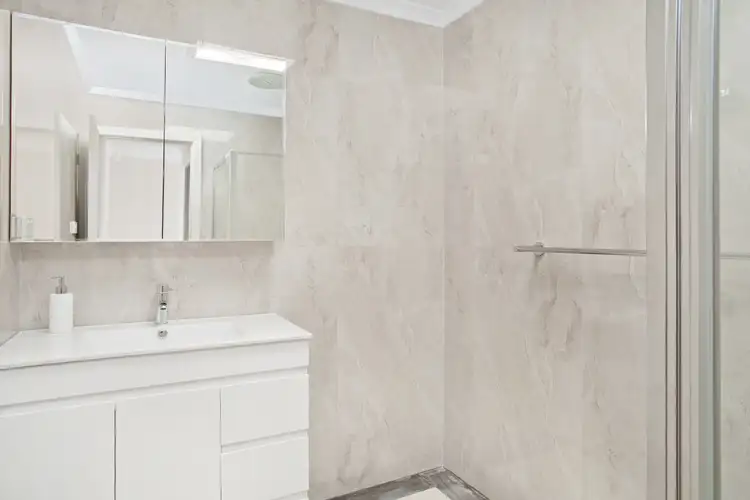 Fifth view of Homely unit listing, 1/17 The Glen, Rye VIC 3941