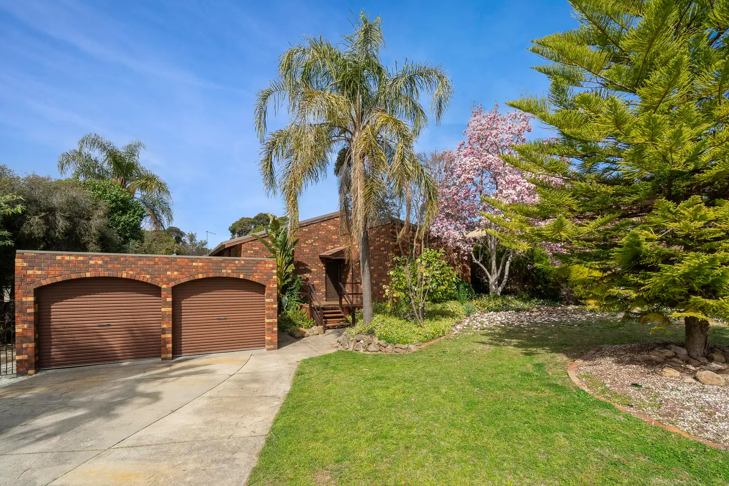 Main view of Homely house listing, 2 Bourke Crescent, Wodonga VIC 3690