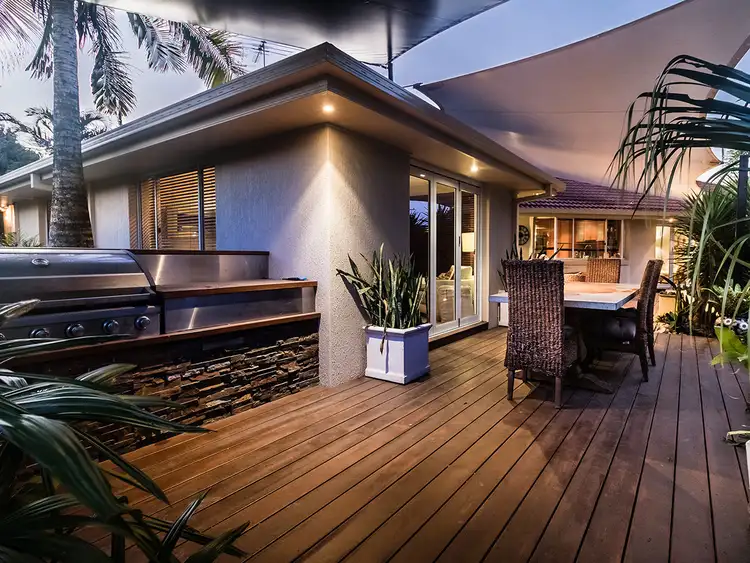 Third view of Homely house listing, 5 Briggs Court, Carindale QLD 4152