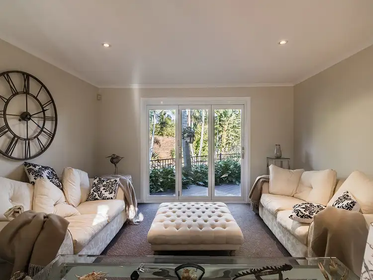 Sixth view of Homely house listing, 5 Briggs Court, Carindale QLD 4152