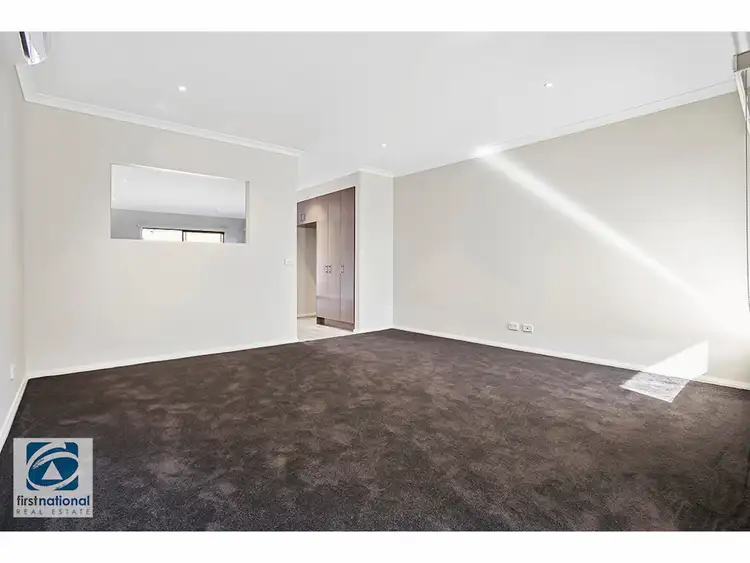 Fifth view of Homely townhouse listing, 1/26 Shakespeare Court, Drouin VIC 3818