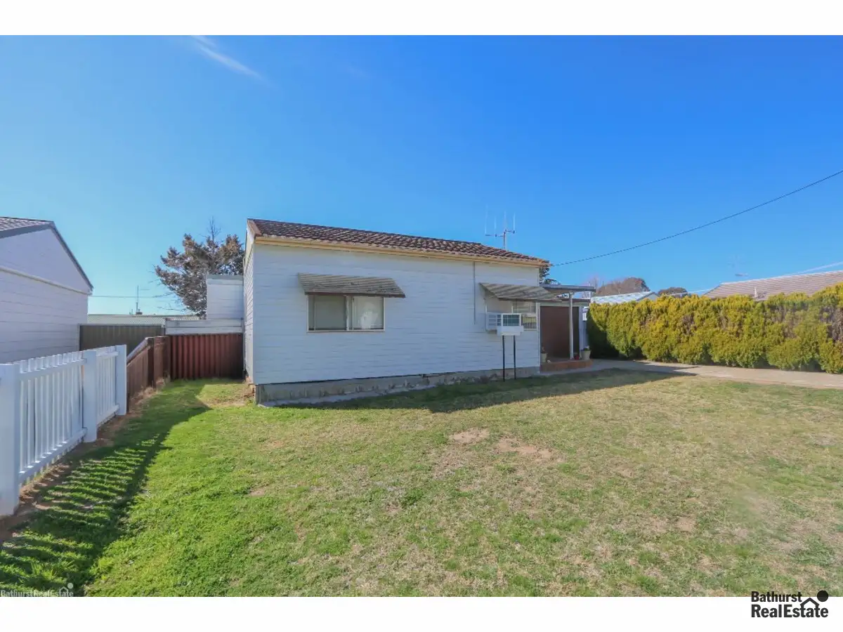 Main view of Homely house listing, 4 Pacific Way, West Bathurst NSW 2795