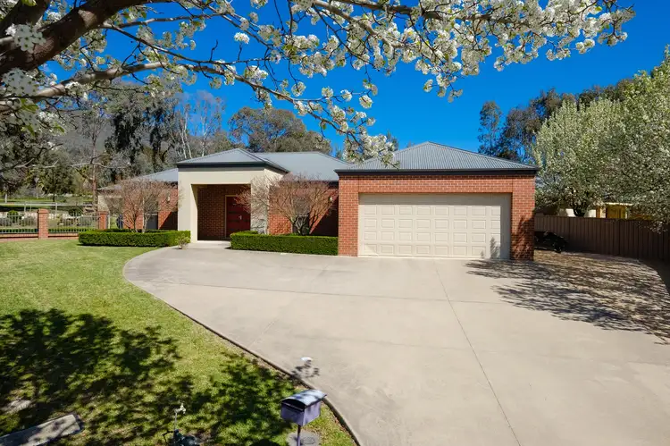 Main view of Homely house listing, 18 Valerian Terrace, Baranduda VIC 3691