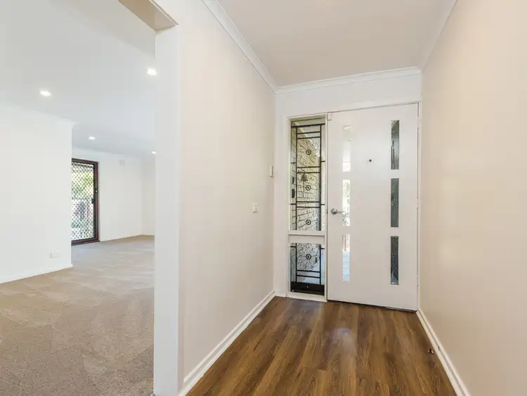 Fifth view of Homely house listing, 1 Saxonwood Court, Frankston VIC 3199