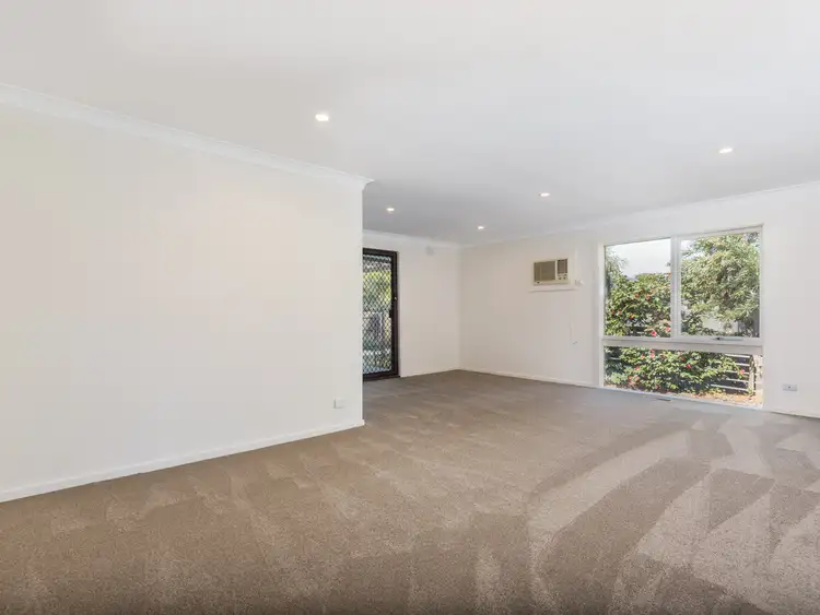 Sixth view of Homely house listing, 1 Saxonwood Court, Frankston VIC 3199