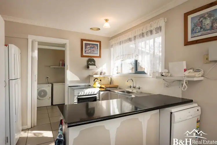 Sixth view of Homely house listing, 12 Oonah Crescent, Somerset TAS 7322