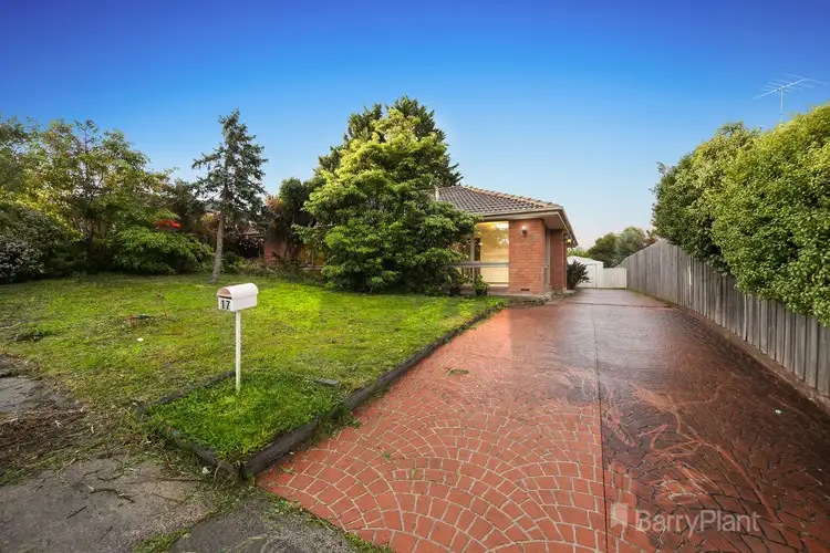 17 Gregory Court, Pakenham VIC 3810