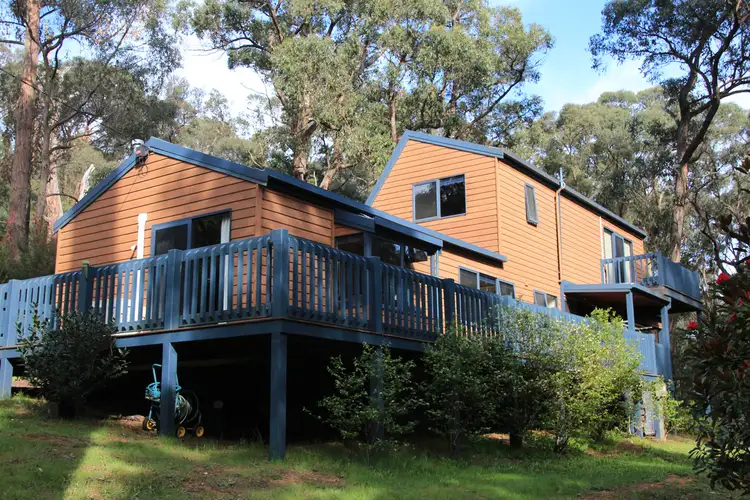 33-35 Bellbird Crescent, Emerald VIC 3782