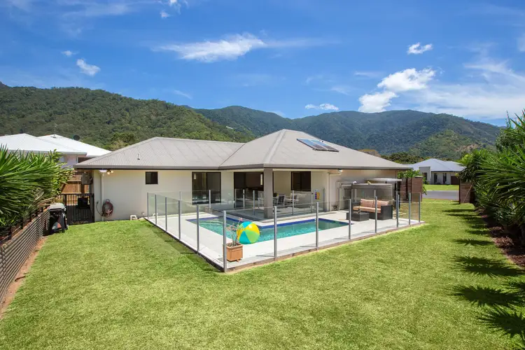 4 Daykin Close, Redlynch QLD 4870