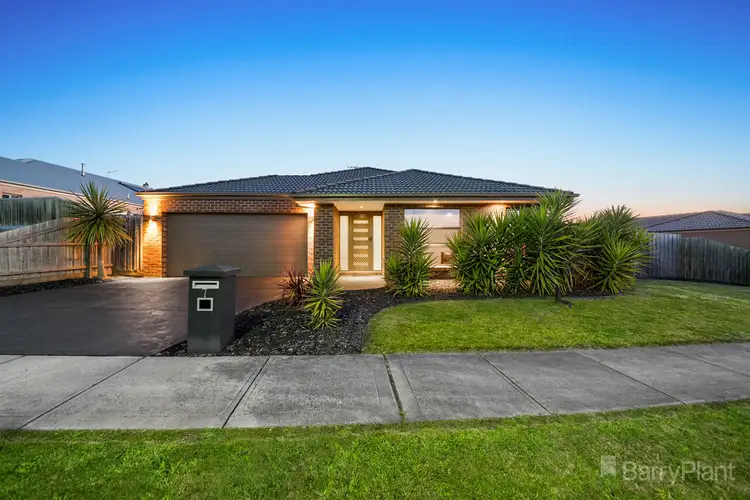 7 Greyfriars Way, Drouin VIC 3818