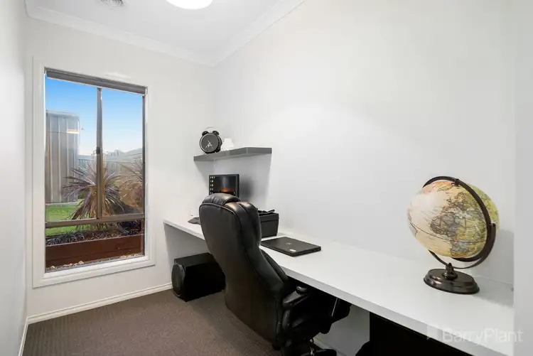 Sixth view of Homely house listing, 7 Greyfriars Way, Drouin VIC 3818
