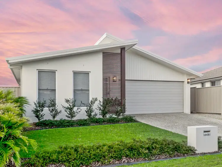 2/3 Terrigal Street, Pottsville NSW 2489