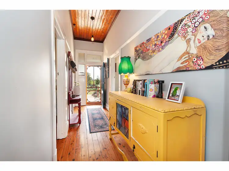 Second view of Homely house listing, 6 Clive Court, Table Top NSW 2640