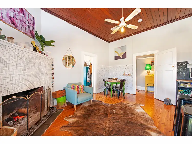 Third view of Homely house listing, 6 Clive Court, Table Top NSW 2640