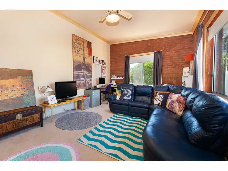 Seventh view of Homely house listing, 6 Clive Court, Table Top NSW 2640