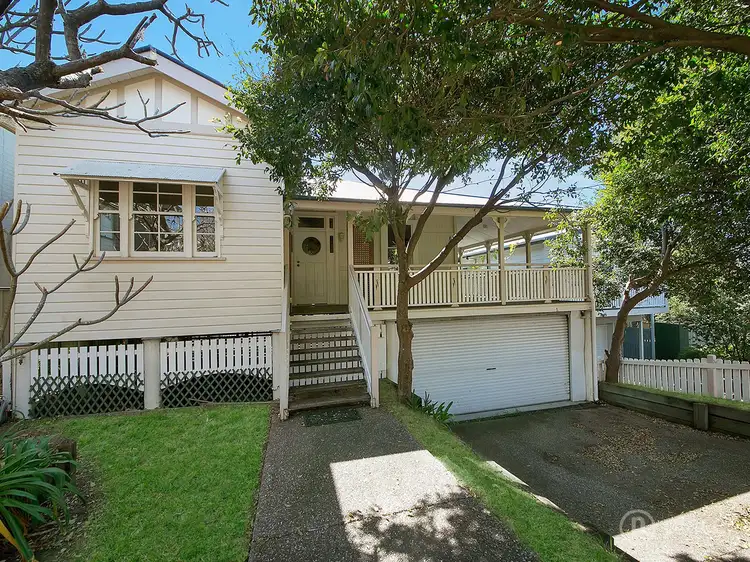 120 Cracknell Road, Tarragindi QLD 4121
