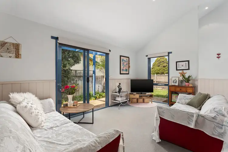 Fourth view of Homely house listing, 10 Bayview Avenue, St Leonards VIC 3223