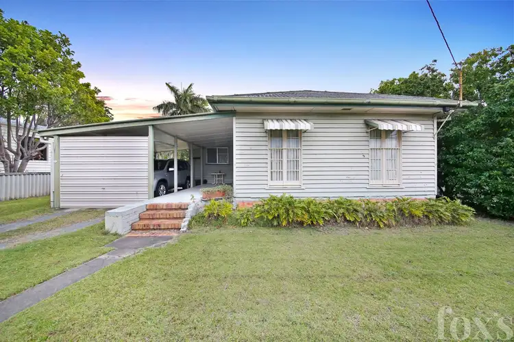 18 Ernest Street, Labrador QLD 4215