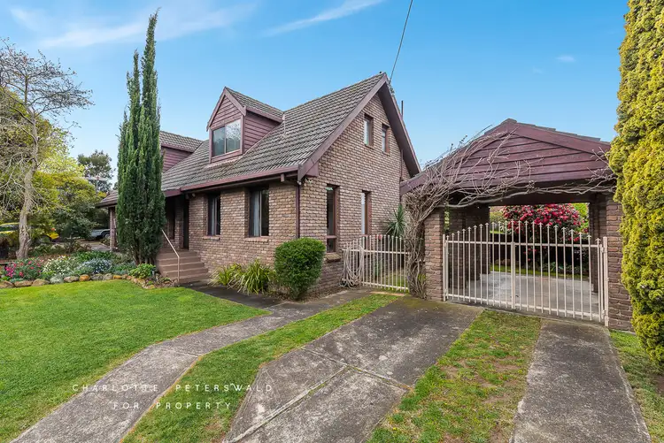 1/2 St Johns Circle, Richmond TAS 7025