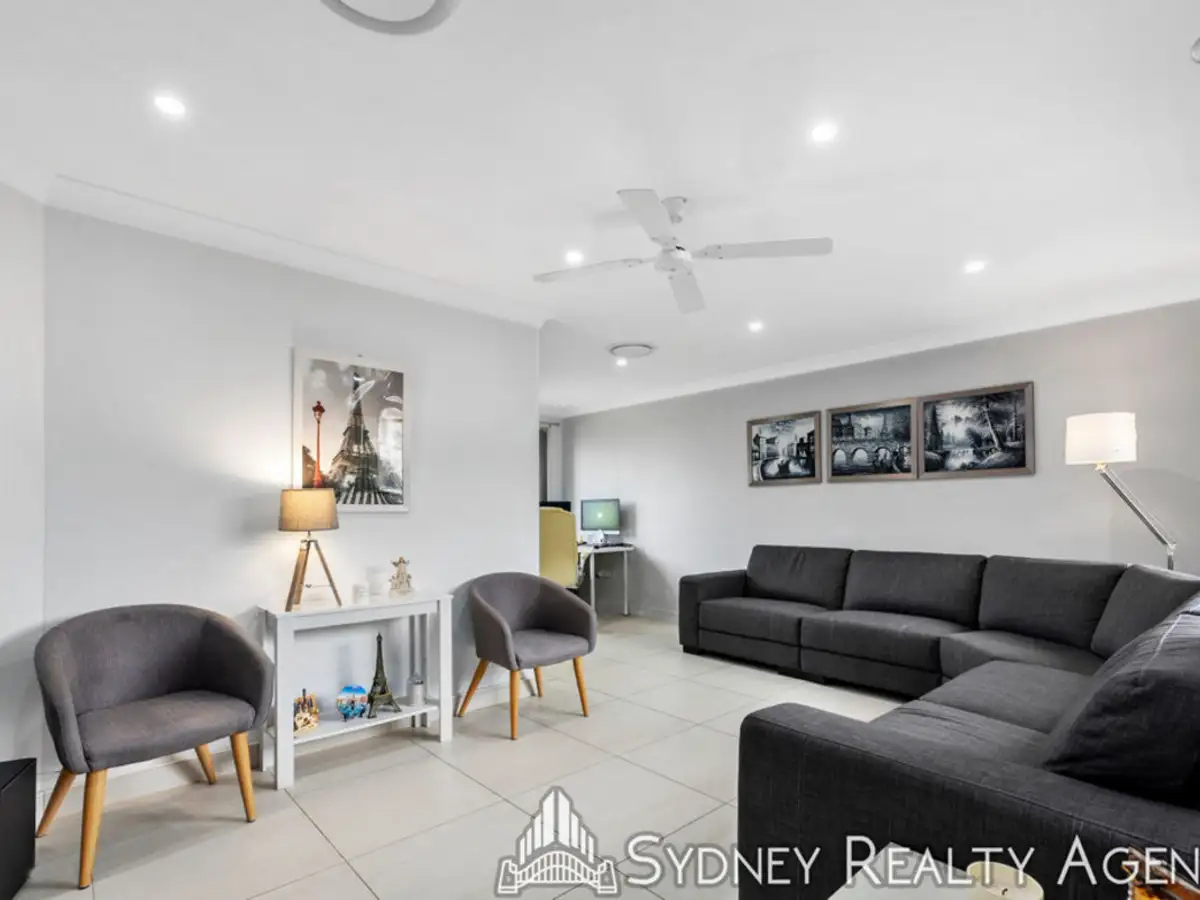 Main view of Homely house listing, 5 Riesling Place, Eschol Park NSW 2558