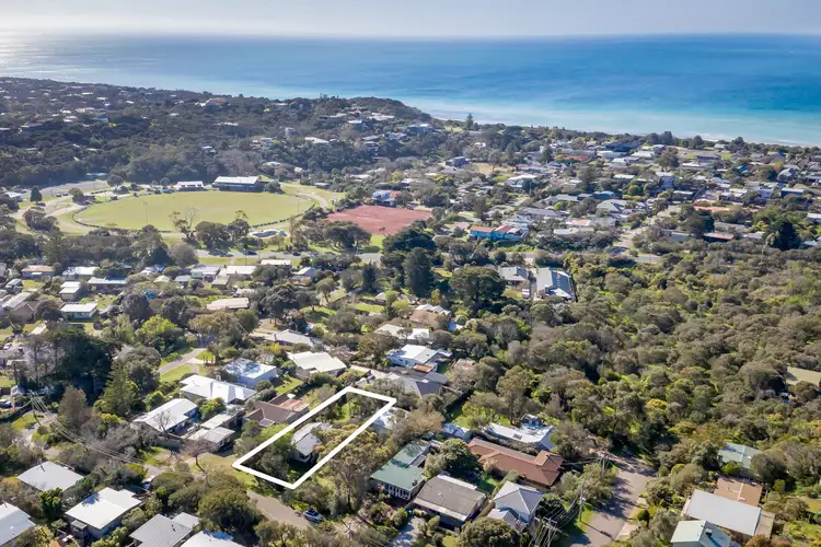 10 Eva Street, Rye VIC 3941