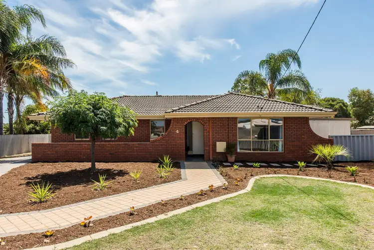 4 Oakley Court, Kenwick WA 6107