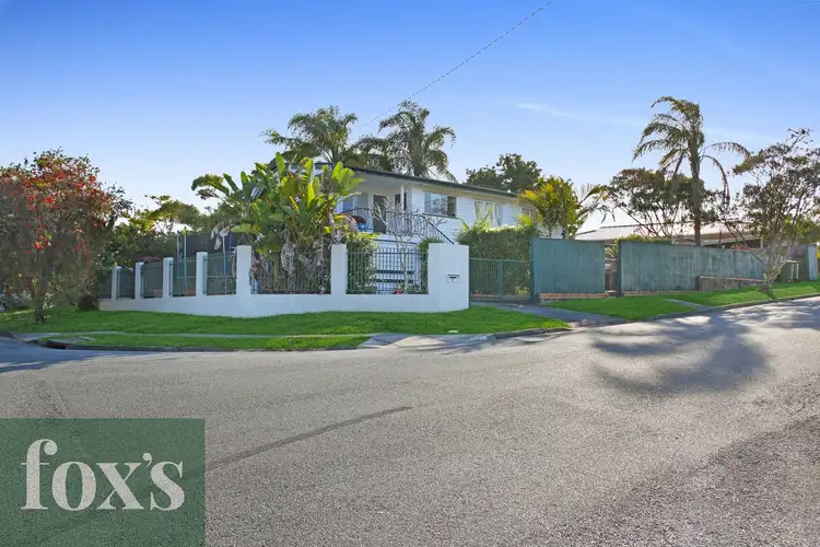 41 Cooleroo Crescent, Southport QLD 4215