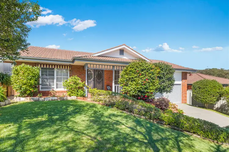 4 Lamont Close, Green Point NSW 2251