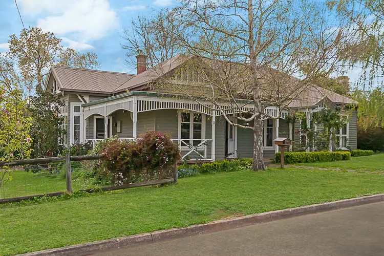 Main view of Homely house listing, 3 McIntyre Street, Hamilton VIC 3300