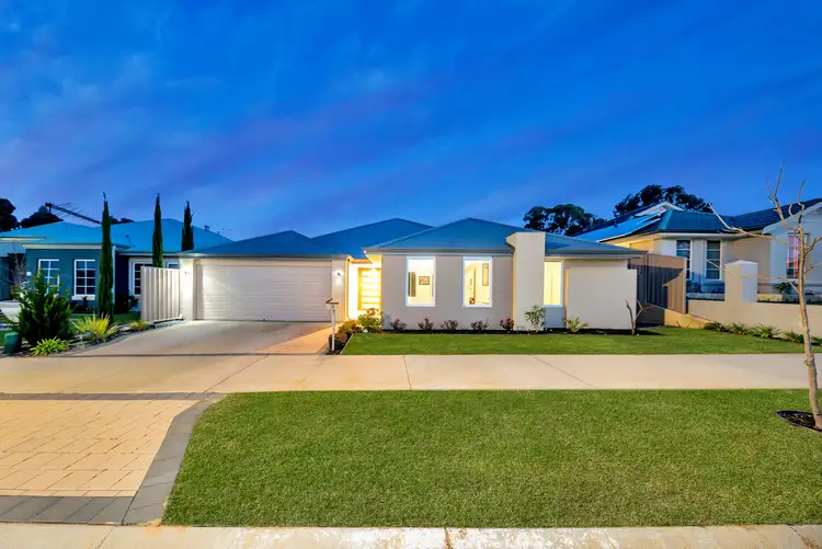 15 Headingley Link, Meadow Springs WA 6210