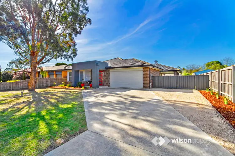Second view of Homely house listing, 4 Rintoull Court, Rosedale VIC 3847