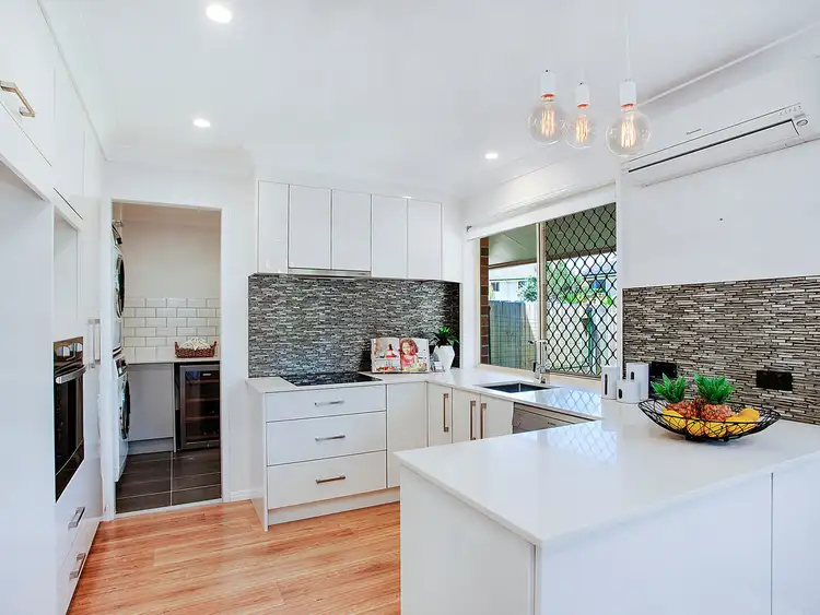 32/2 Cassowary Drive, Burleigh Waters QLD 4220