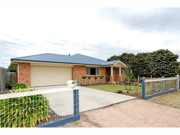 18 Buckley Street, Stratford VIC 3862
