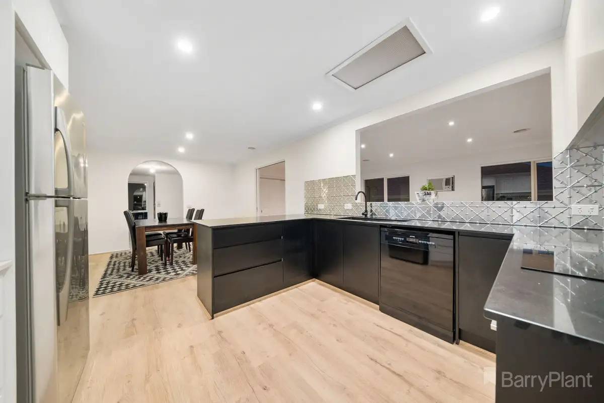 Main view of Homely house listing, 7 Emily Close, Pakenham VIC 3810