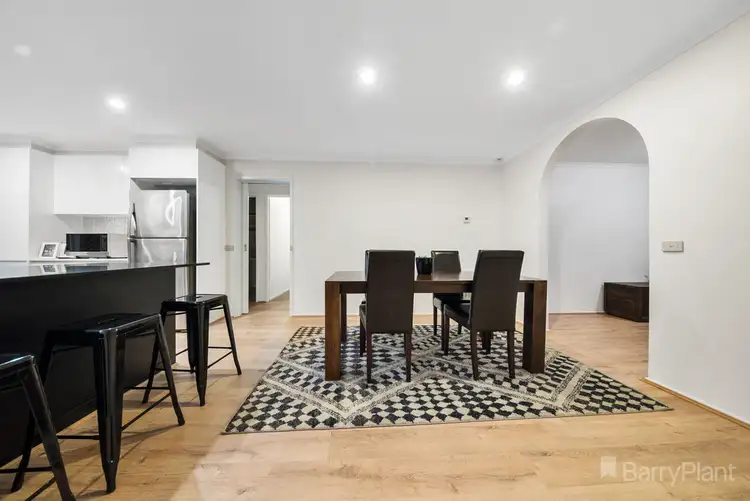 Fifth view of Homely house listing, 7 Emily Close, Pakenham VIC 3810